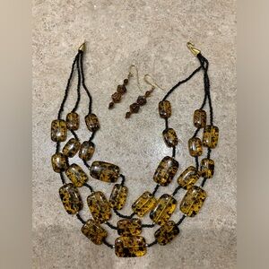 Brown & Black beaded layer necklace set 🤎
